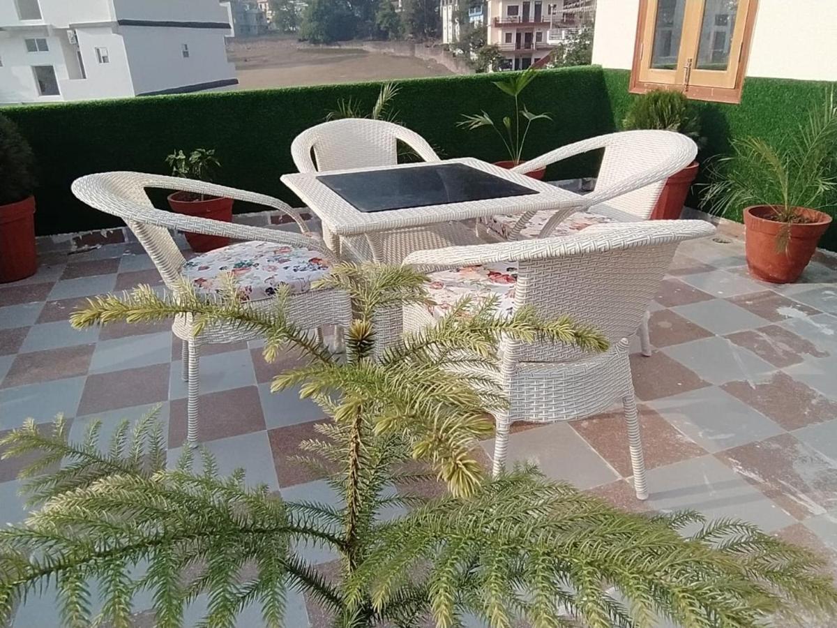 Hotel P2P Hills Rishīkesh Εξωτερικό φωτογραφία